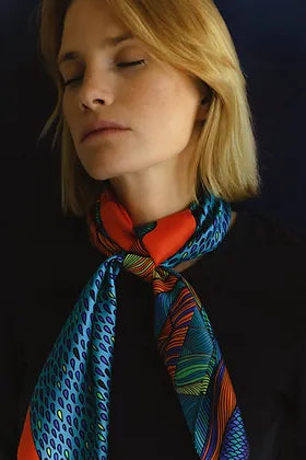 Année foulard en soie Soleil / Eau rougeoyant