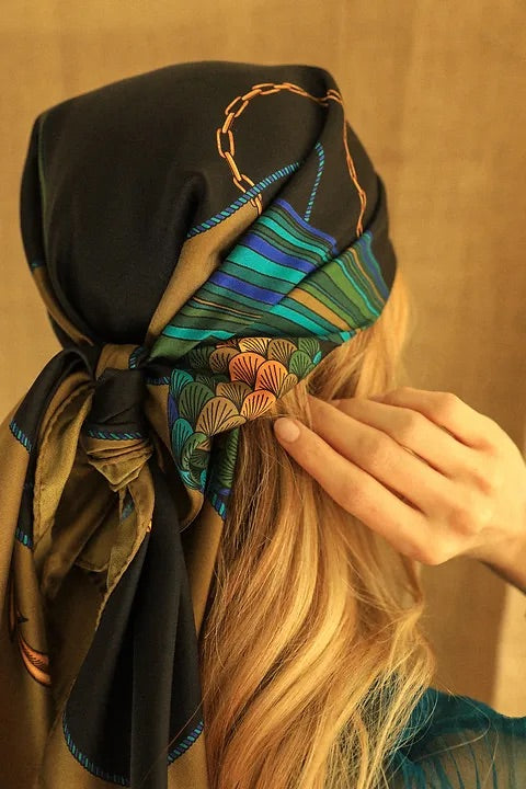 Année foulard en soie Sirene kaki