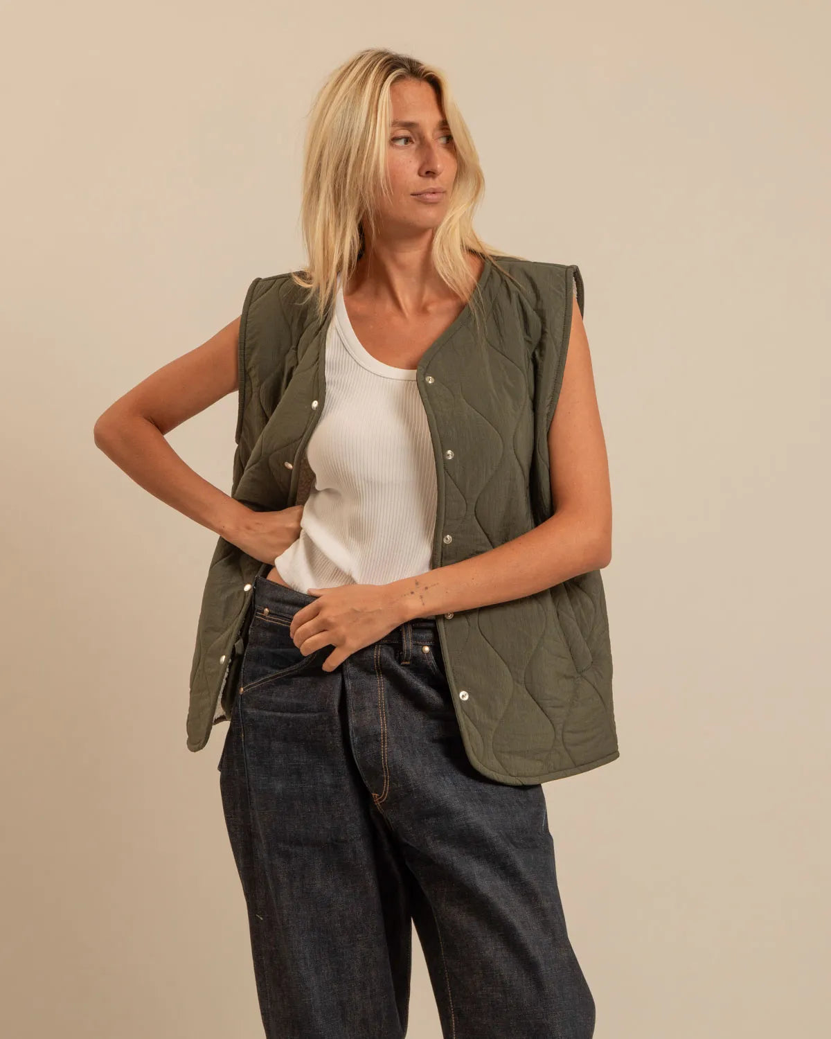 Aokyanos veste Venice Sherpa sans manches kaki