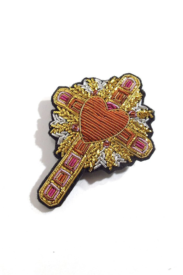 Z | Bali Temples broche Corazon y Cruz