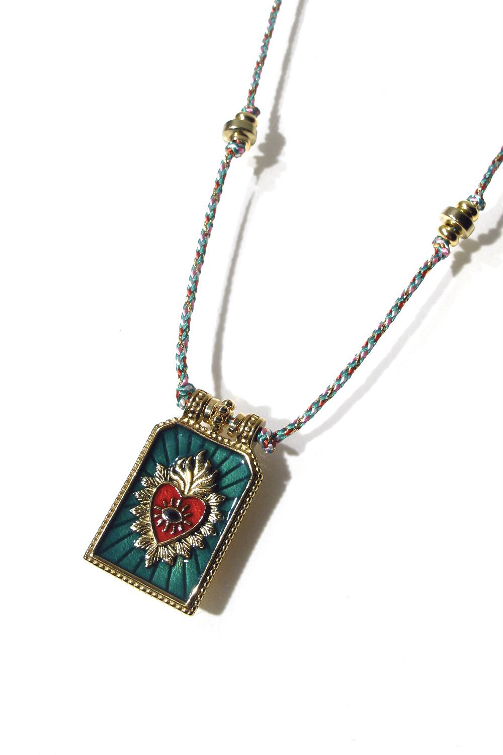 XX | Bali Temples collier GriGri plaque Flaming Heart vert