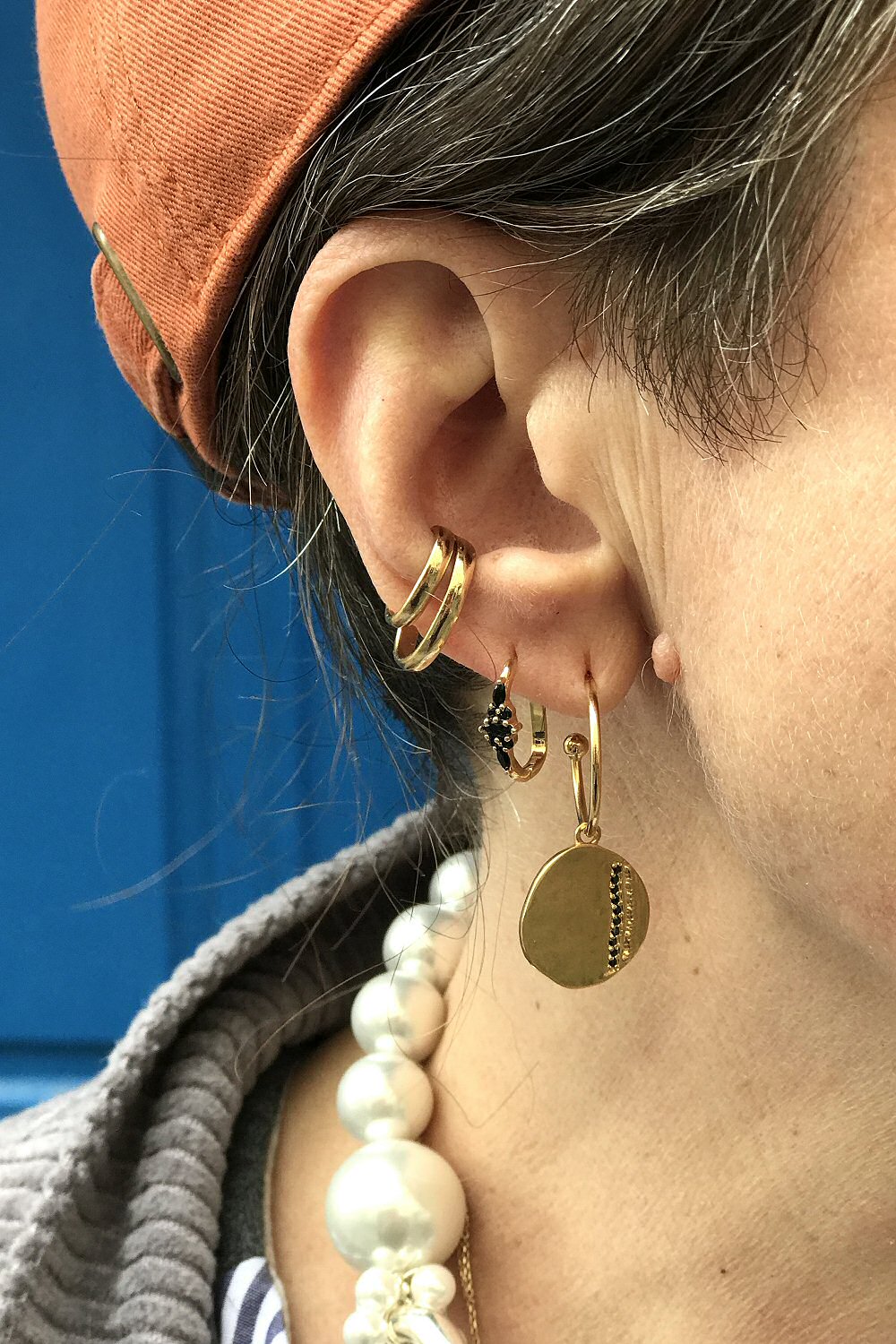 Louise Hendricks earring Janis black