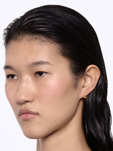 Maria Black stud Coil Curl