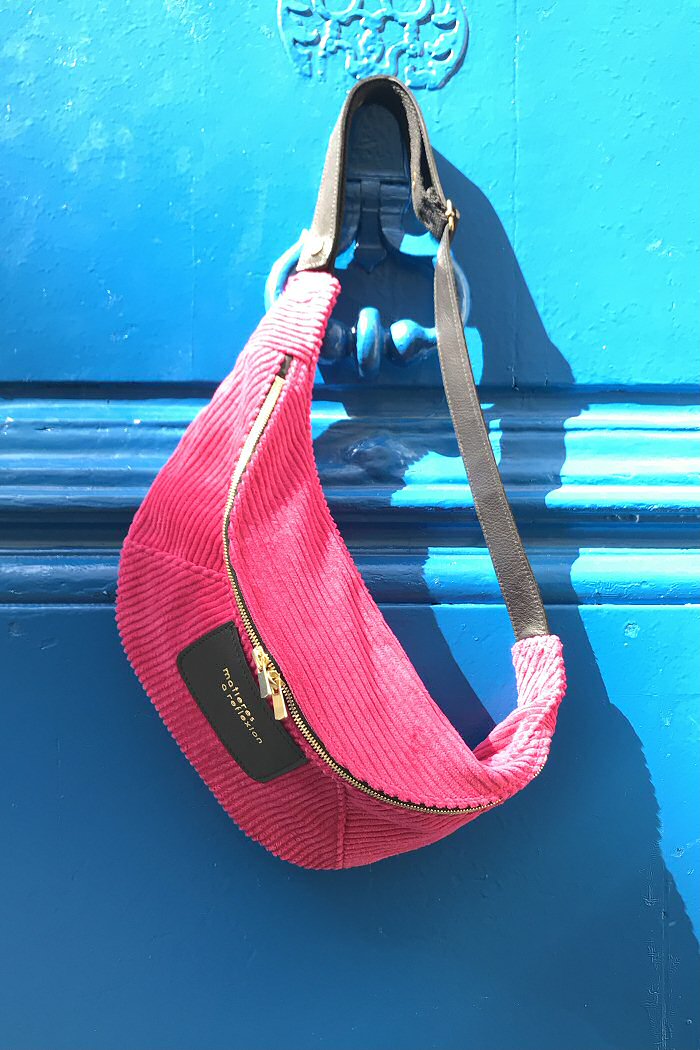 Banane Cross Maxi bright pink corduroy