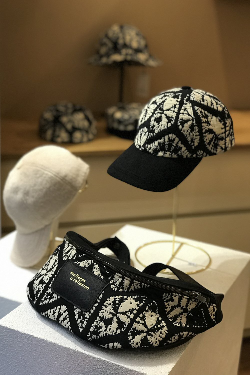 Banane Cross Maxi collab Headoniste