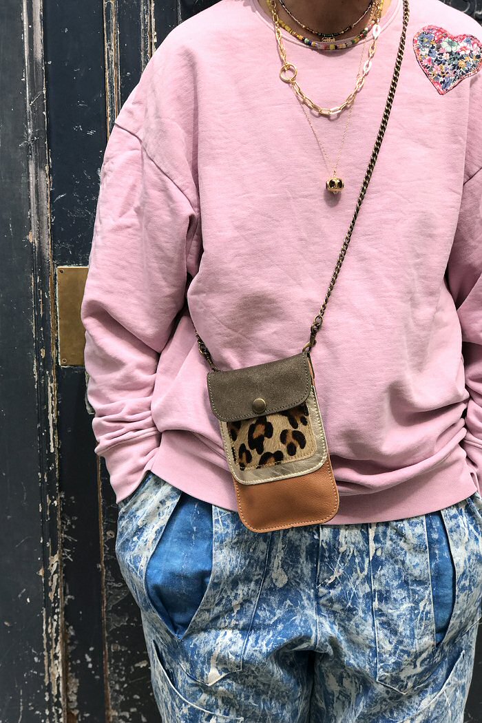 Pochette iPhone cuir Leo