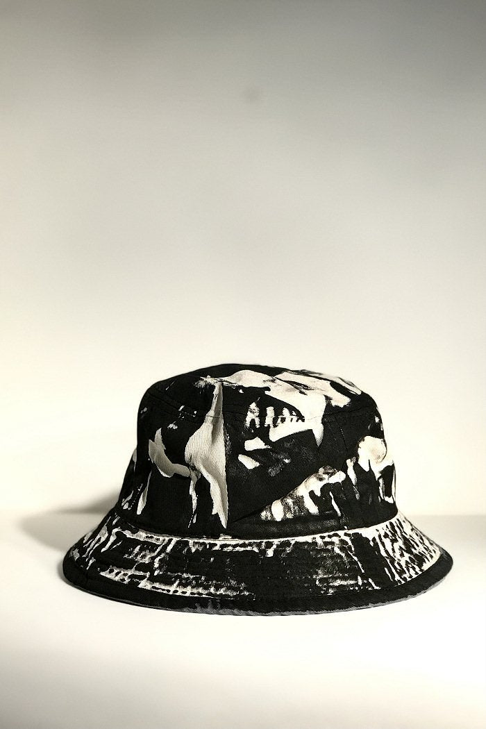 Mirco Gaspari bob vintage beige upcycled sérigraphié