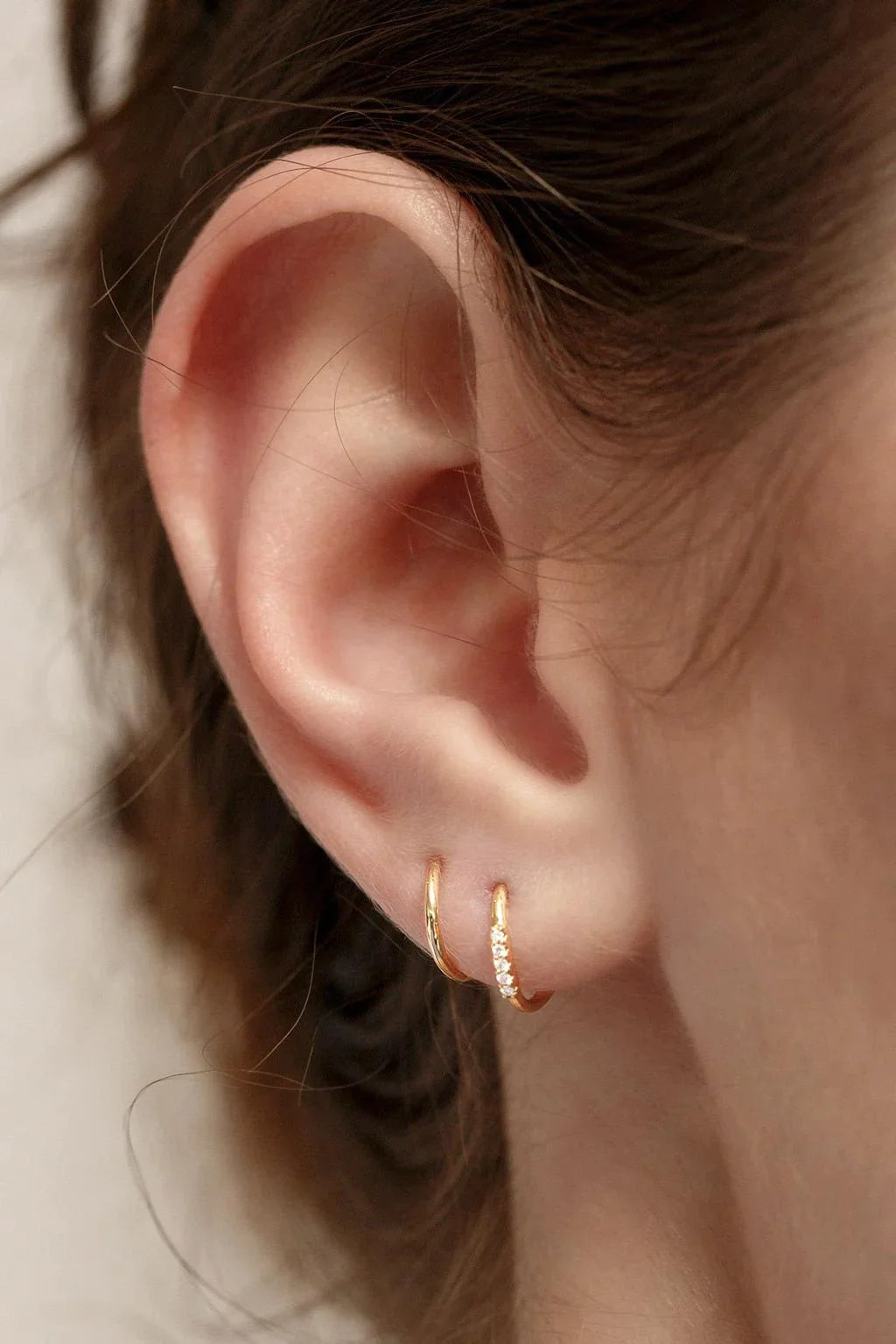 Sansoeurs Big Snake Diamonds earring 18k gold twirl