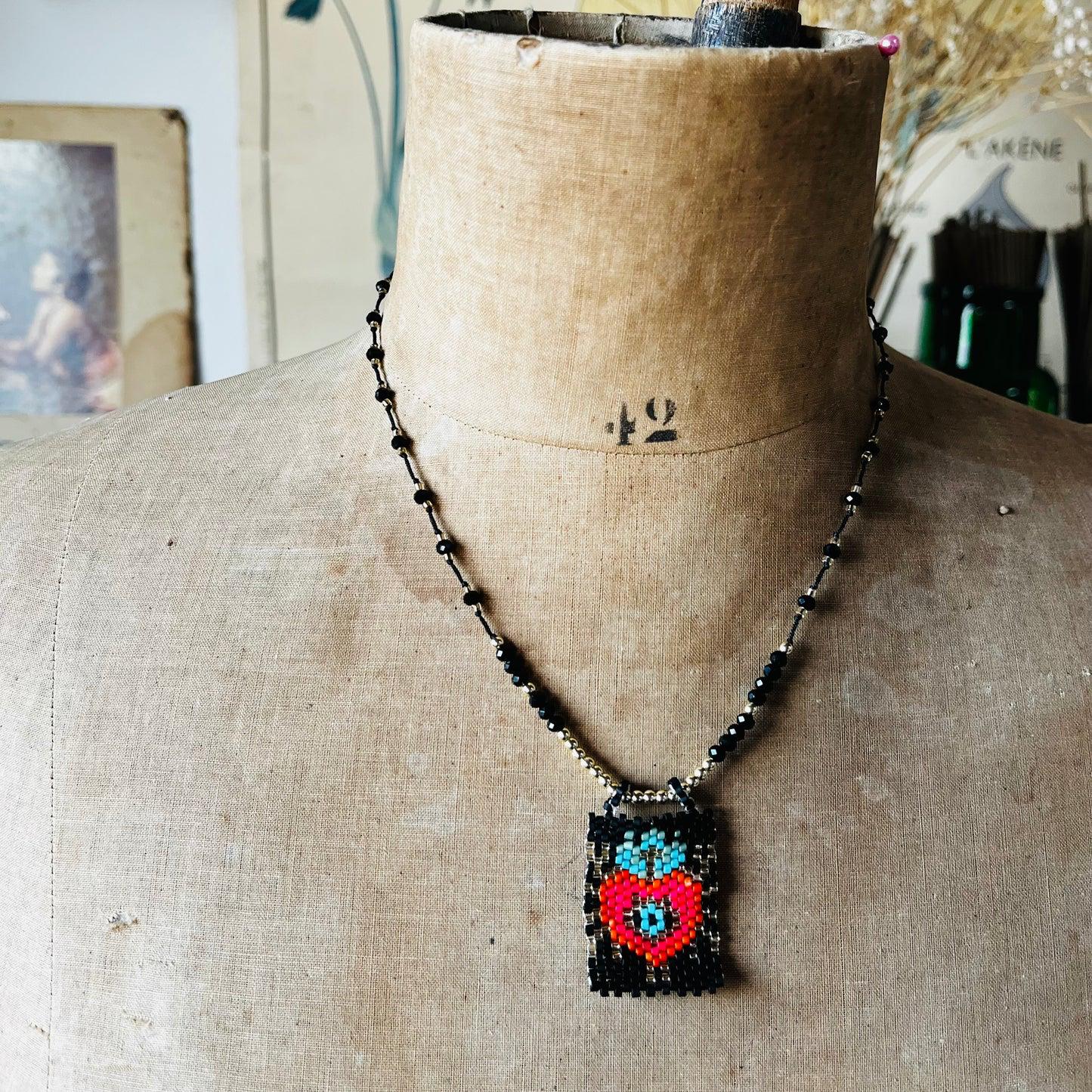 Flora Jane collier Big Love coeur perles de rocaille beads