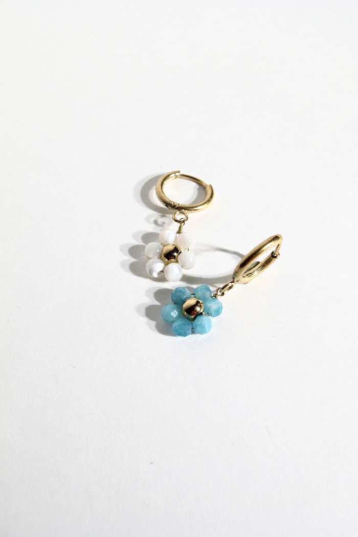 Bali Temples huggie 8 Flower