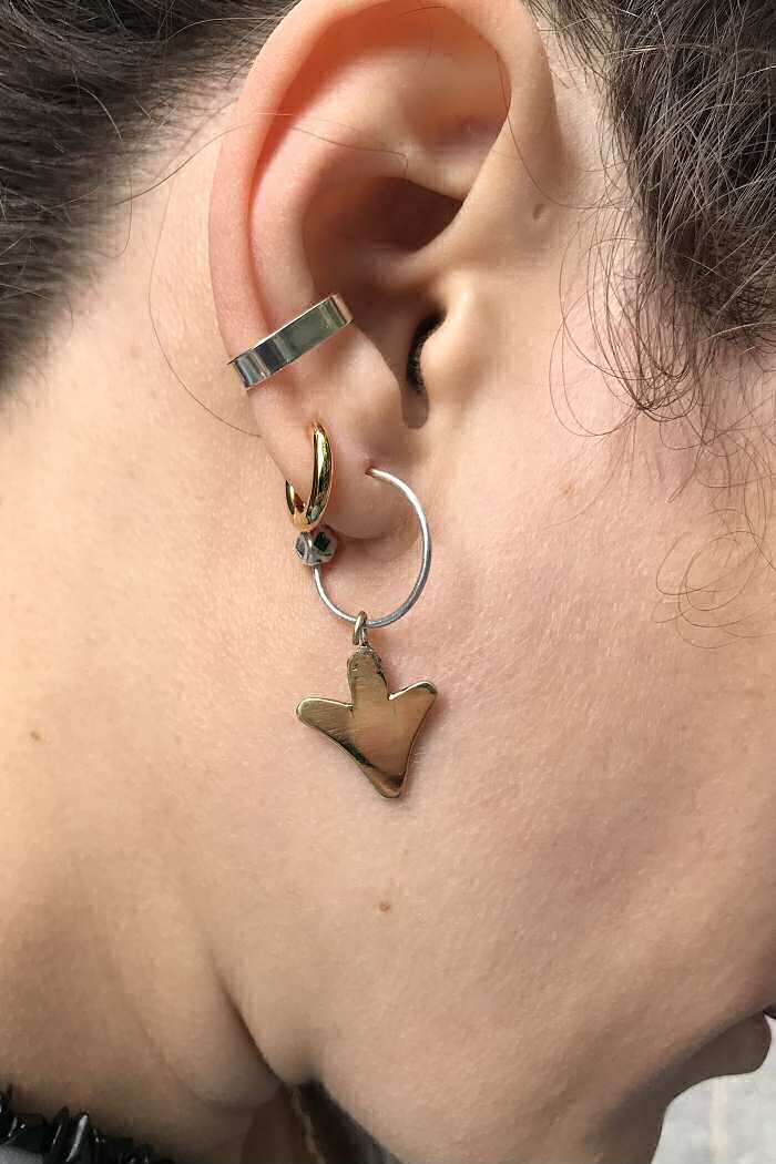 Saskia Diez earcuff Stripe