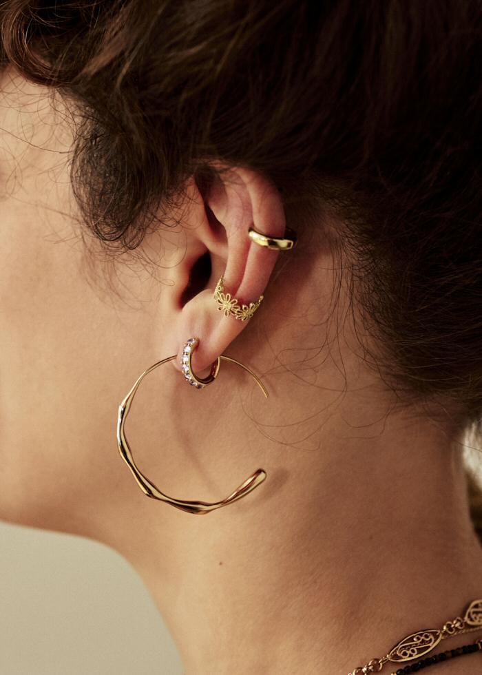 Bali Temples Huggie pure Super Bold