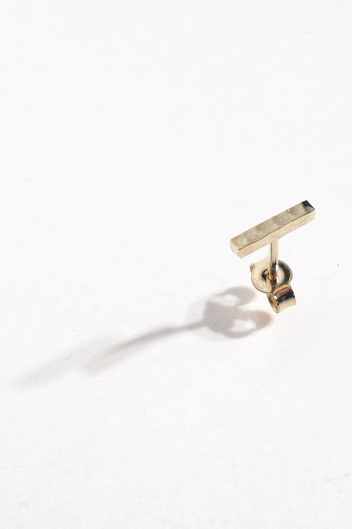 Feidt stud Barrette Martellé 14k