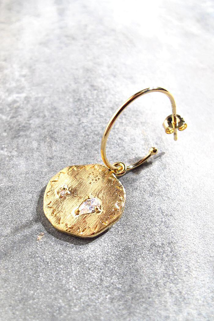 Louise Hendricks earring Gala