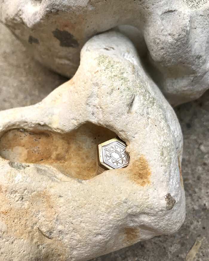 Ombre Claire bague chevalière Roman bijoux touareg fabriqué au niger