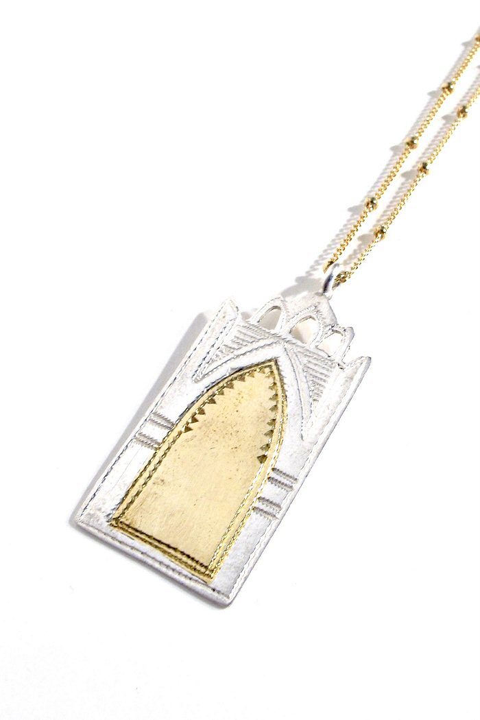 Ombre Claire collier médaille Ispahan