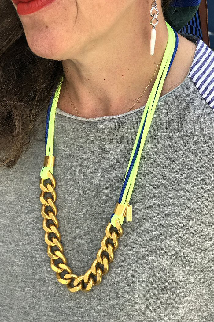 Z | Perrine Taverniti collier gourmette Iris fluo