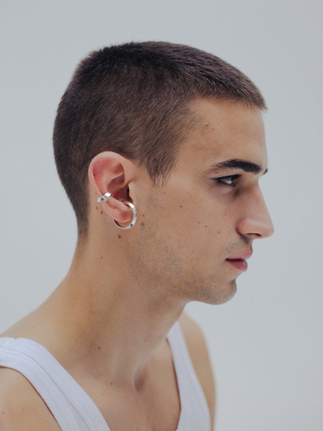 Saskia Diez earcuff Pyramid