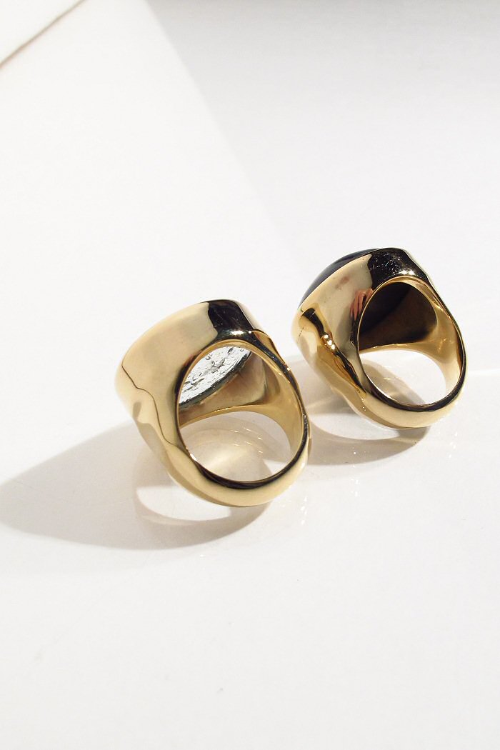 Soko bague chevalière Wazi glass horn