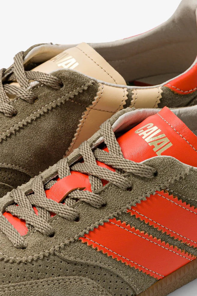 Caval baskets asymetriques Sneakers Chili