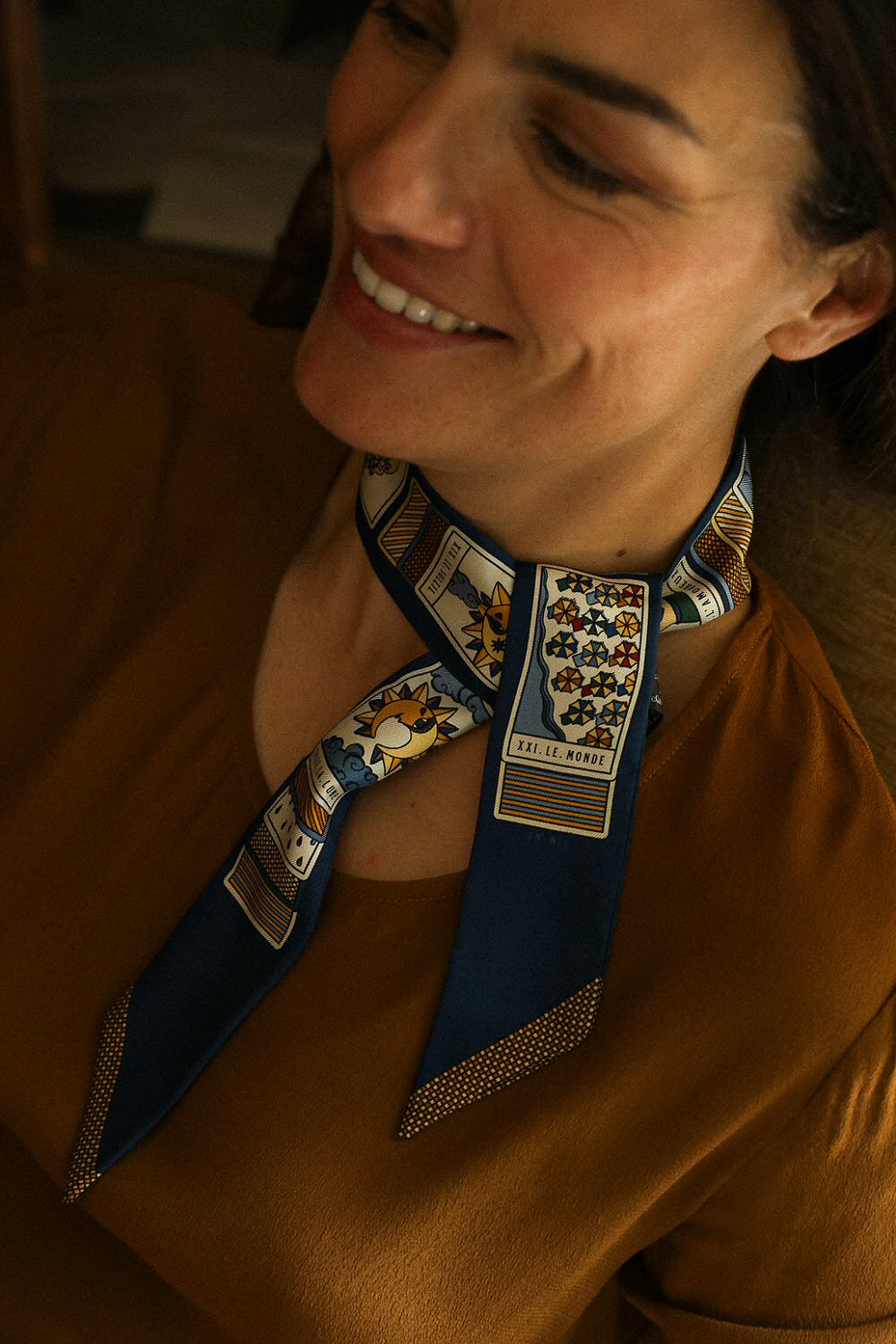 Année bandy en soie Tarot bleu nuit