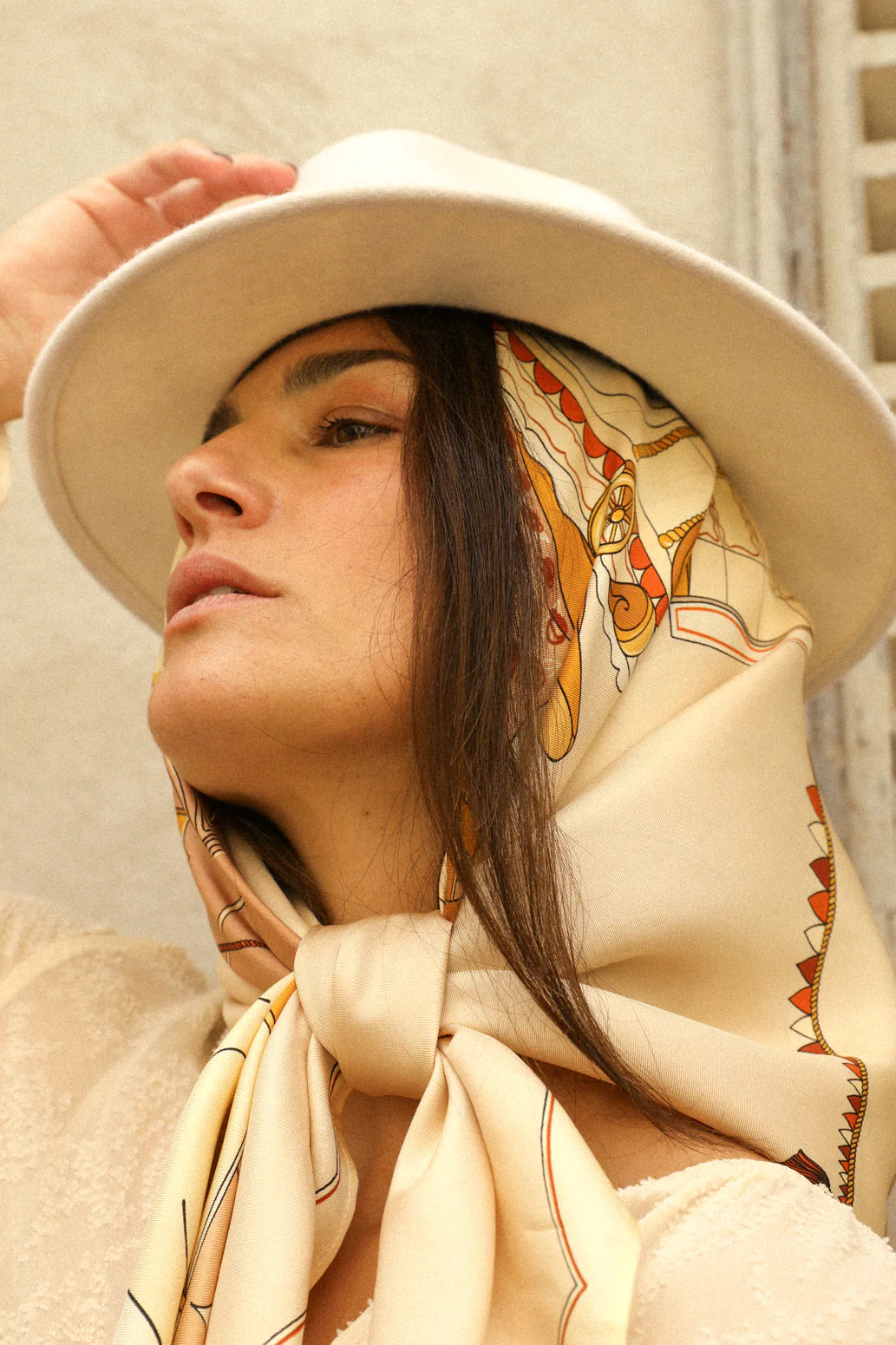 Année carre de soie 110cm Adresse Inconnue La Roulotte neutre