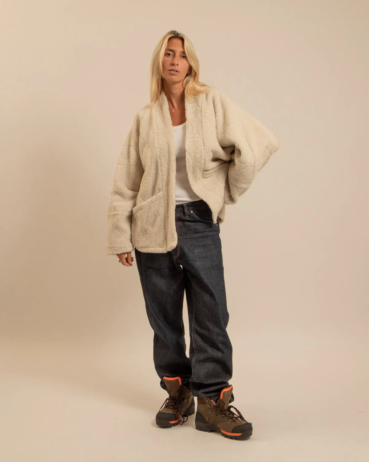 Aokyanos veste kimono Chicago Sherpa moumoute écru