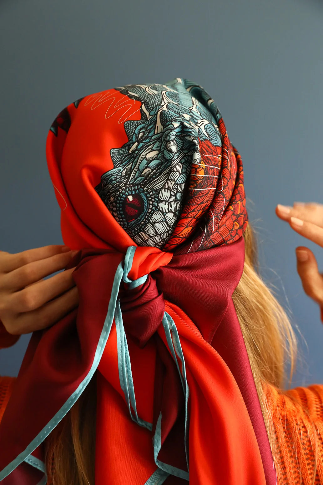 Année foulard en soie Crocodile pop