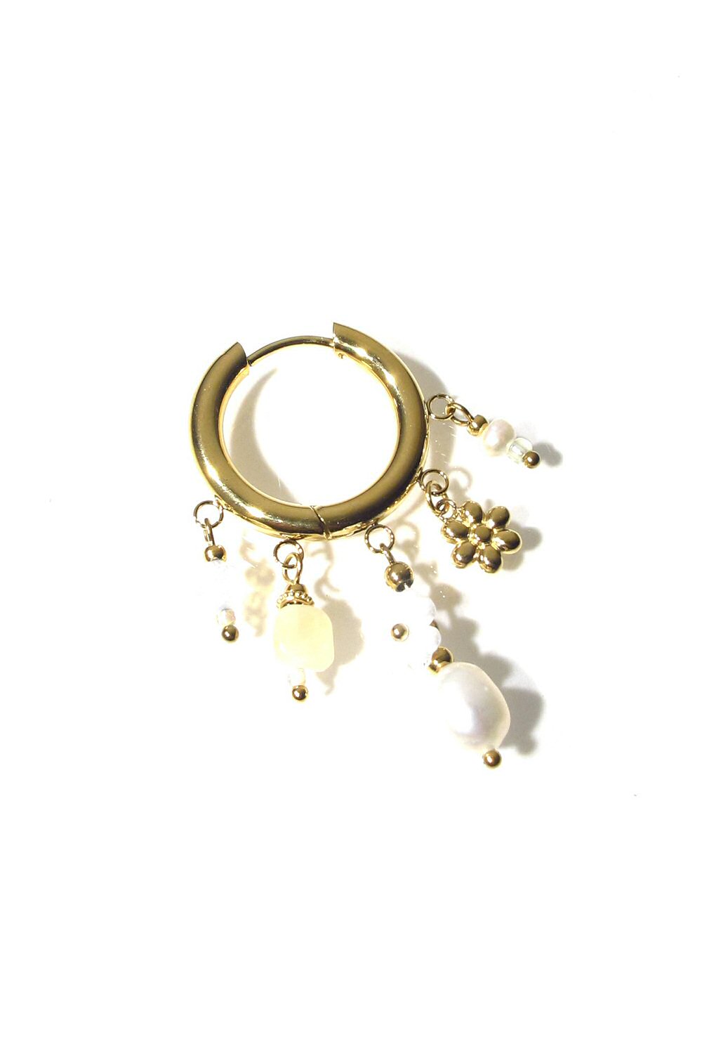 Bali Temples creole solo Flower Maxi nacre hoop