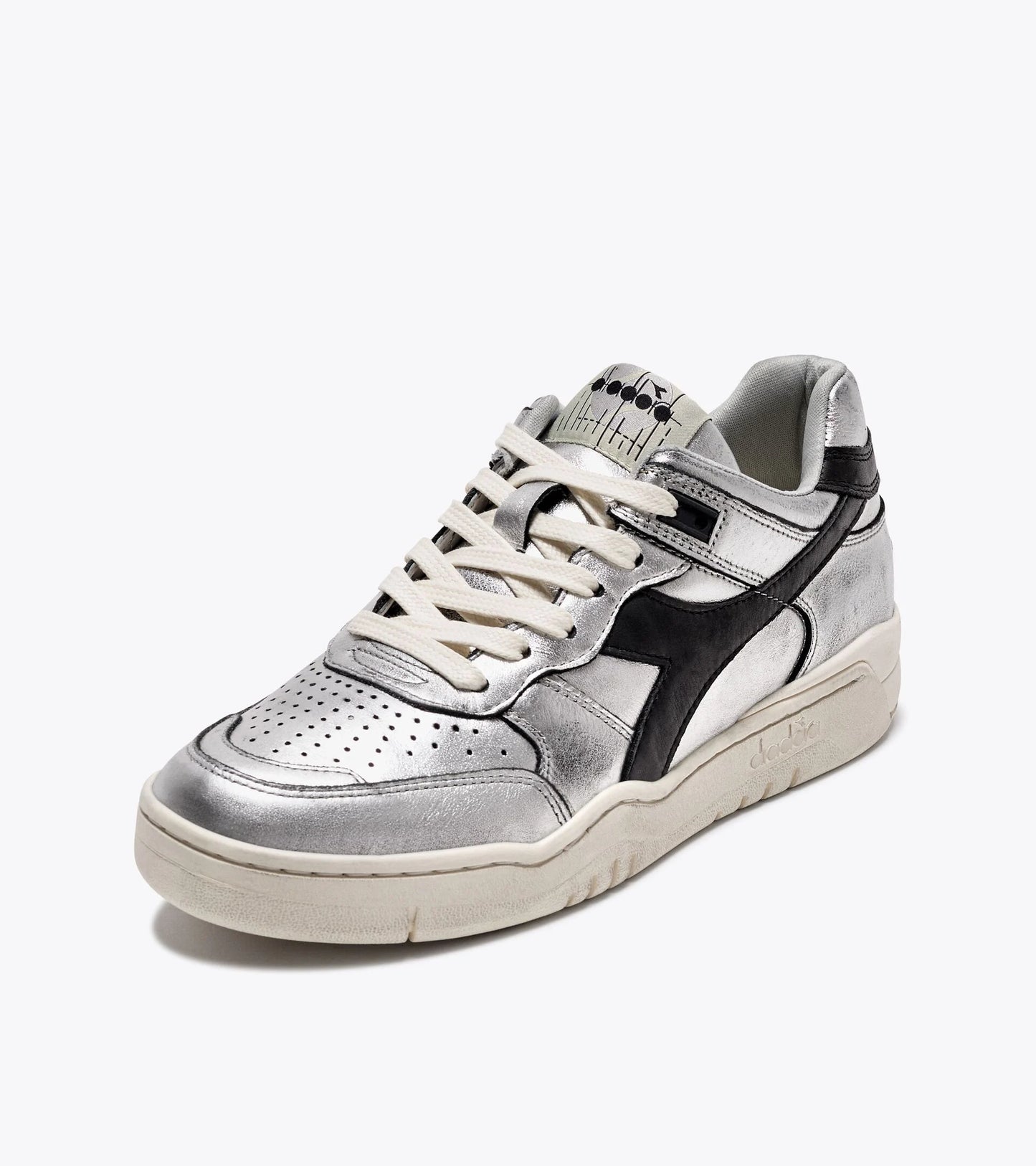 Diadora baskets B560 argenté silver used