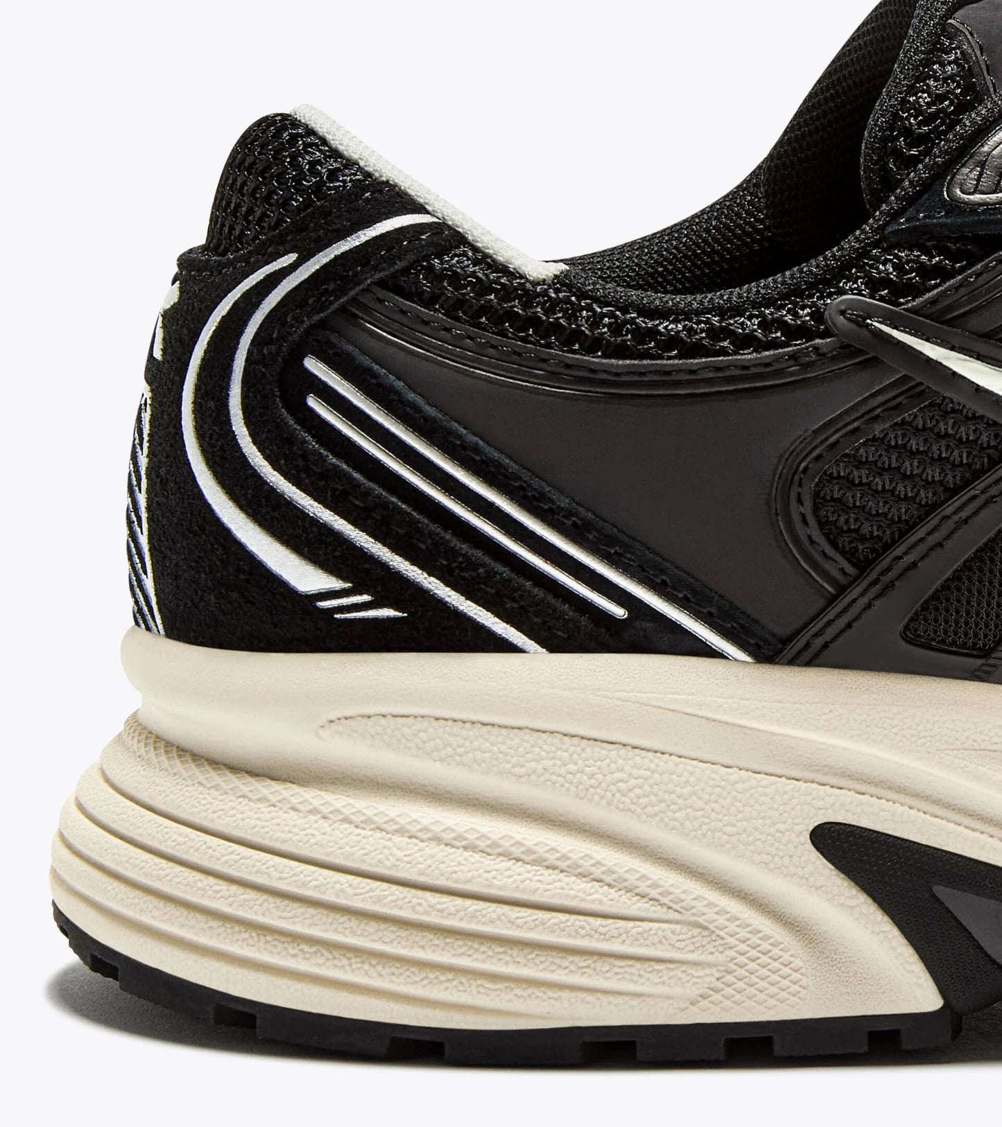 Diadora baskets Mythos Star noir