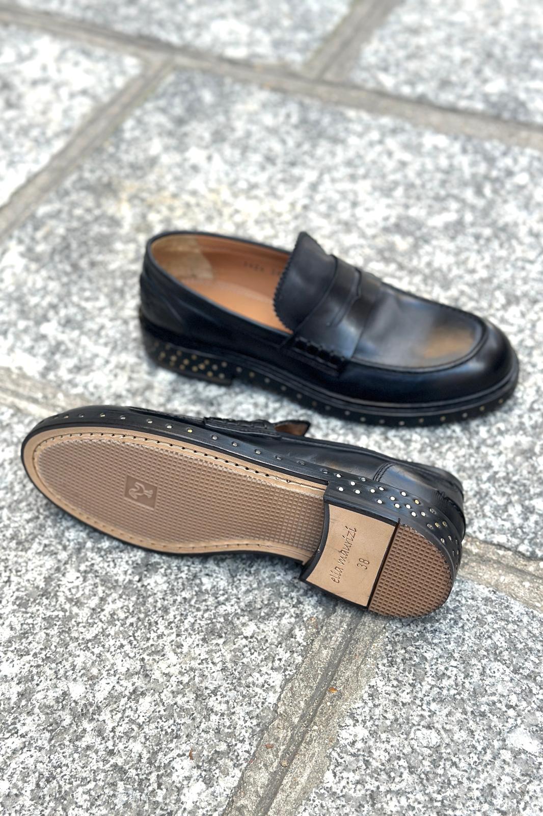 Elia Maurizi mocassins cuir noir semelle cloutée
