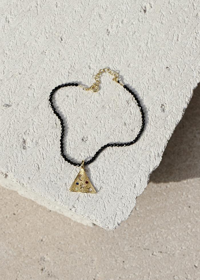 Hermina Athens bracelet Triangle beads black