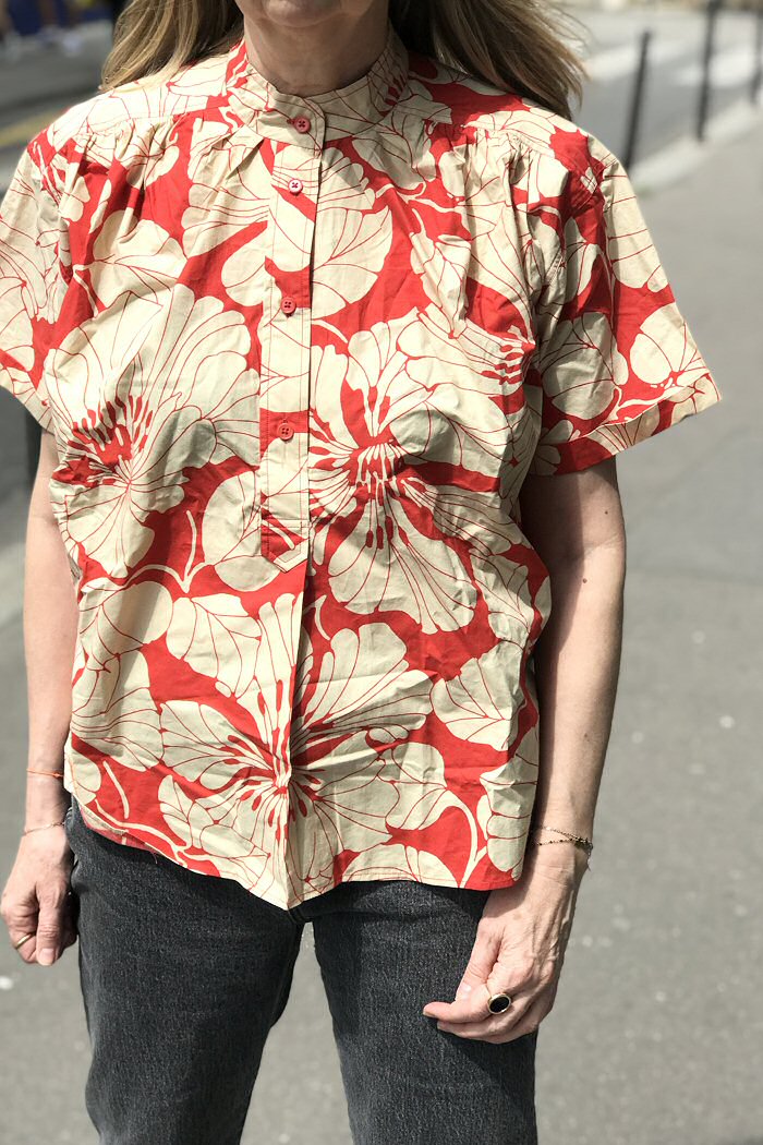 Laurence Bras Bindi red flower print shirt