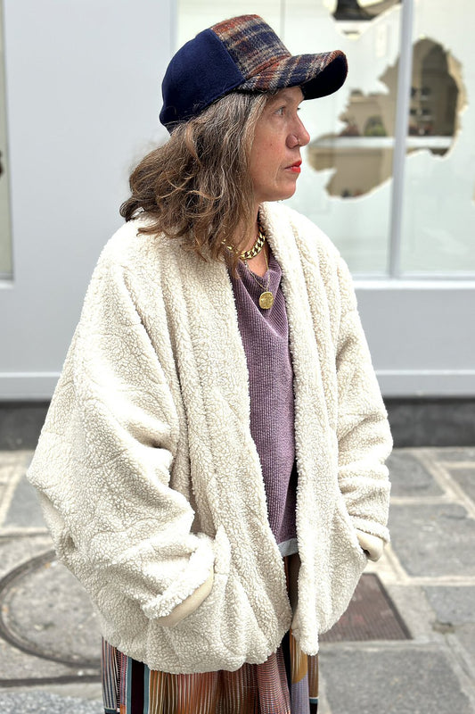 Aokyanos veste kimono Chicago Sherpa moumoute écru