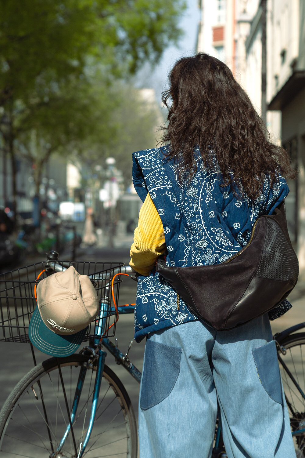 Yayou sac Cuir made noir perfore upcycled made in France