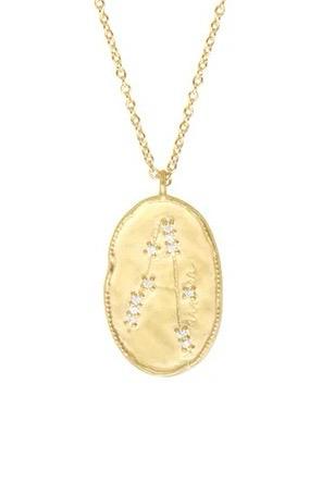 Louise Hendricks collier médaille A pour Amour Lena