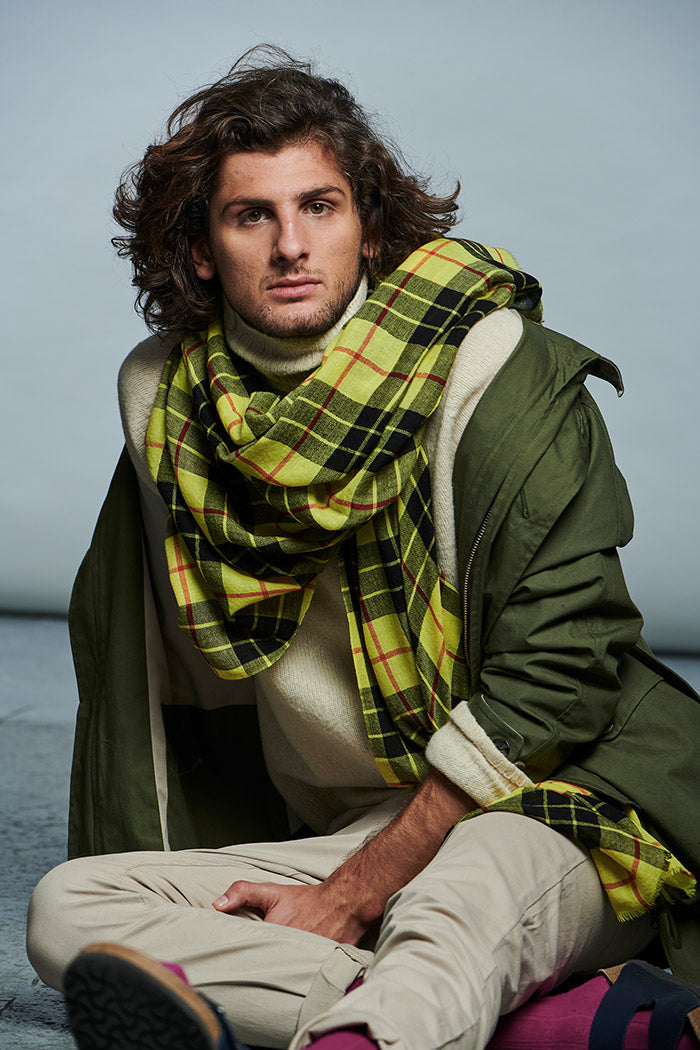 Z | Lovat & Green foulard en laine Highland jaune carreaux tartan
