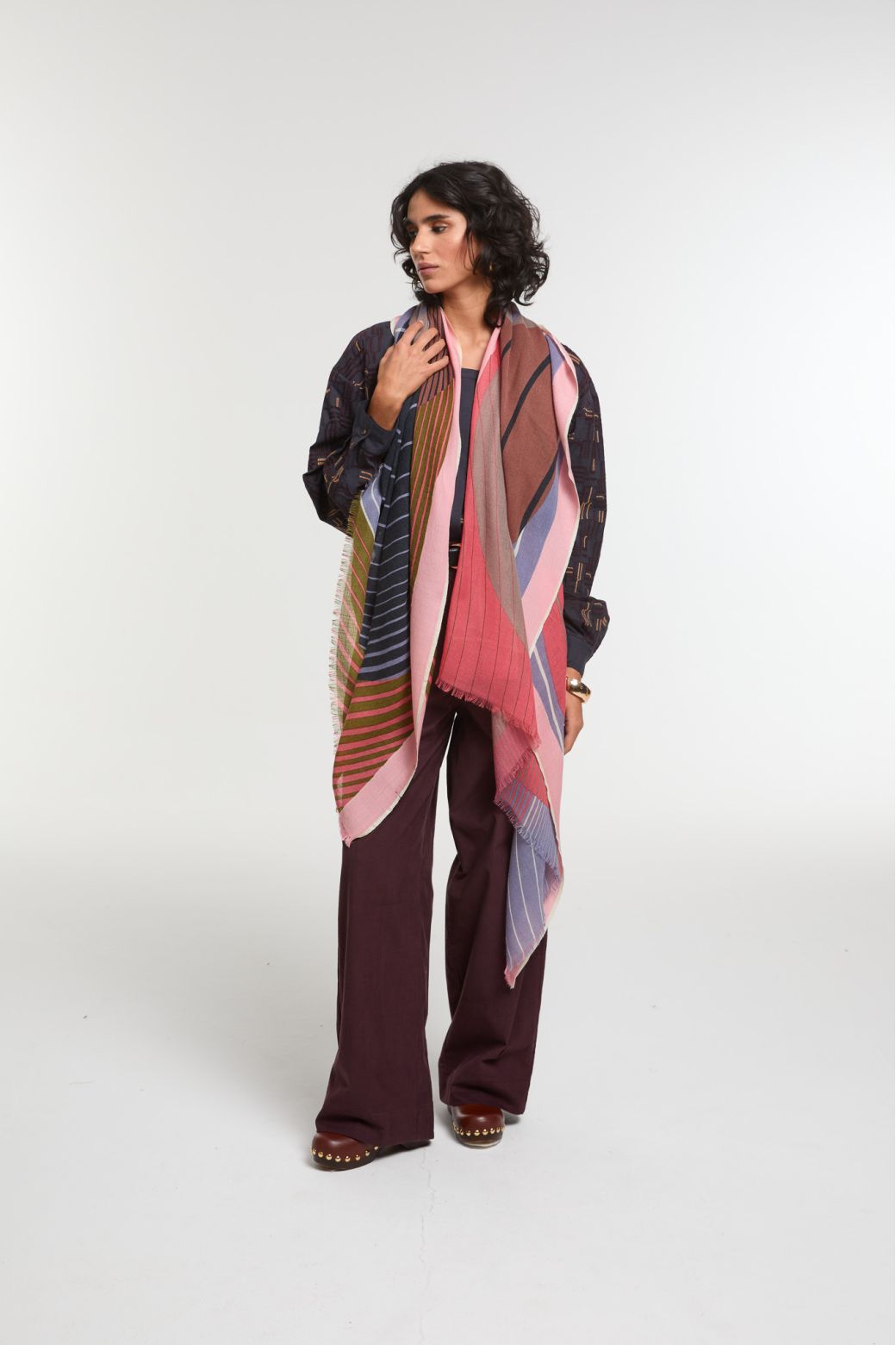 Ma Poésie foulard en laine graphique Astre parme