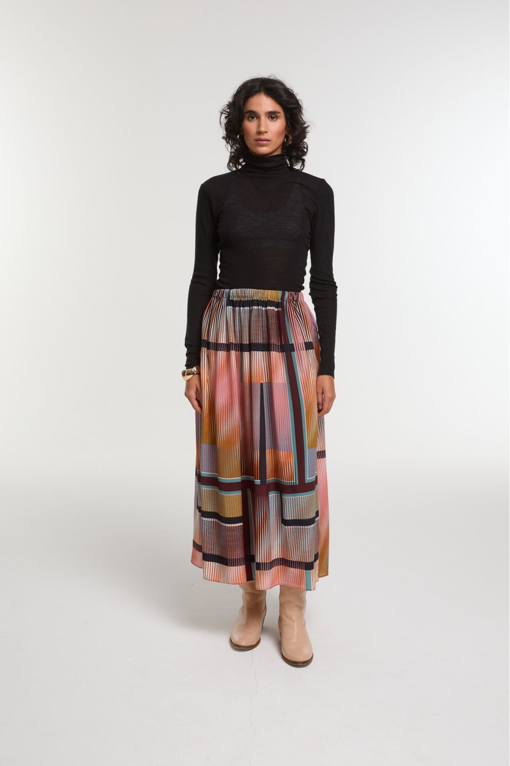 Ma Poésie jupe graphique Romeo en soie bleu nuit corail