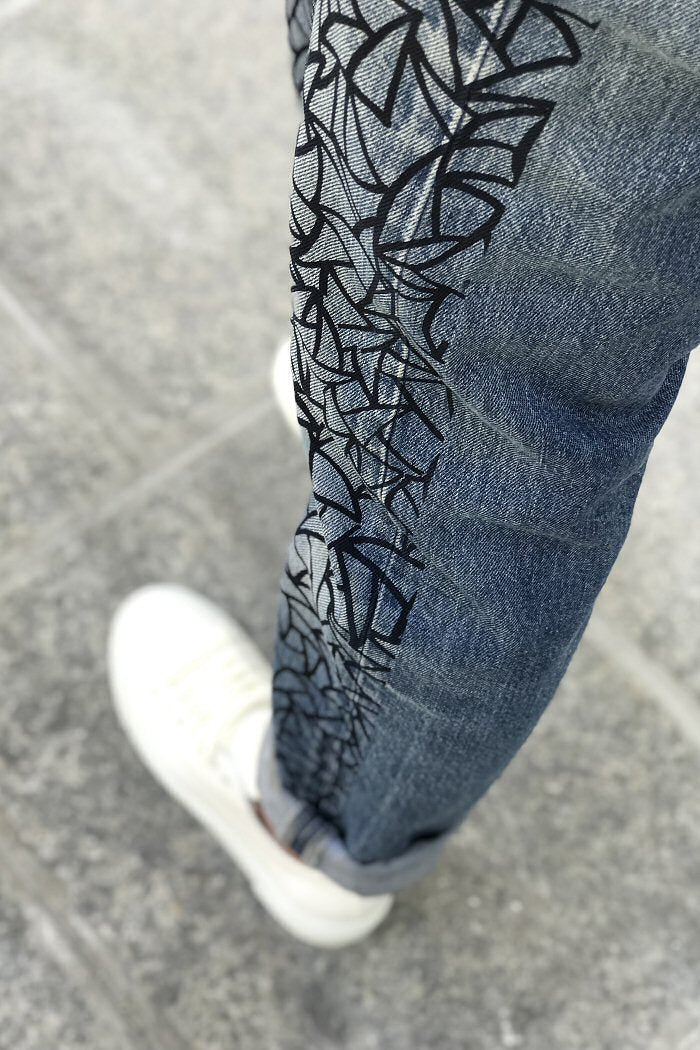 Mirco Gaspari jeans vintage upcyclé sérigraphié Geometry