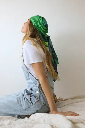 XX | Année foulard en soie Soleil vert acidulé