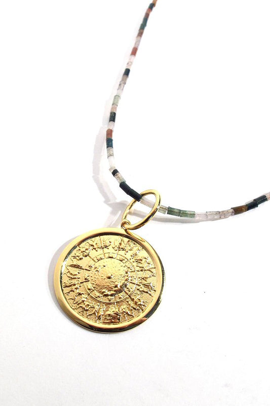 Hermina Athens collier médaille Shield of Achilles beads
