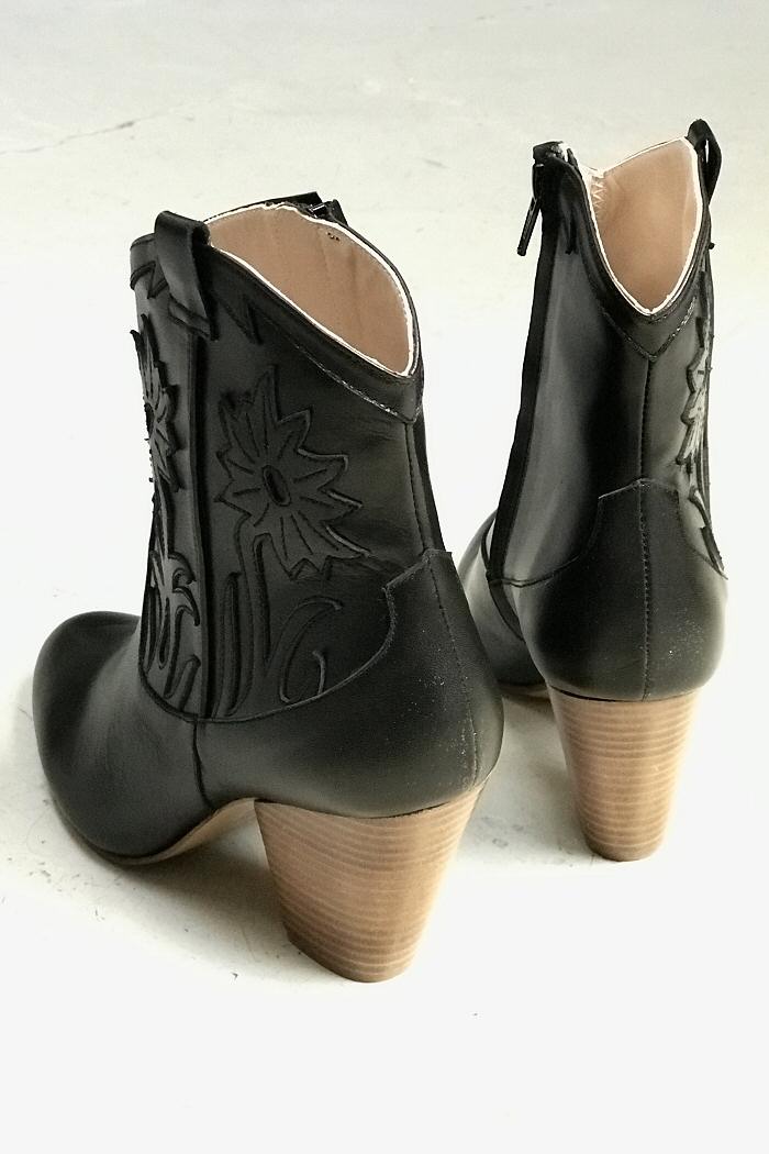 Patricia Blanchet mexican boots Murray black leather