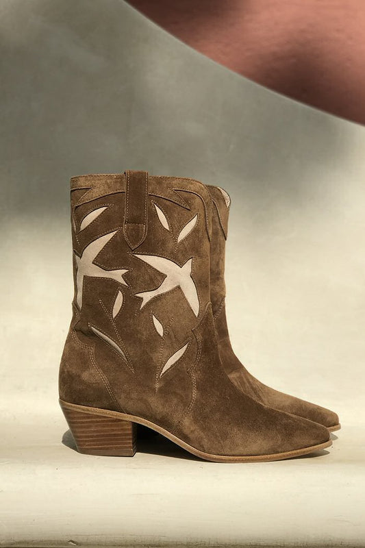 Patricia Blanchet mexican boots Bunny chesnut suede