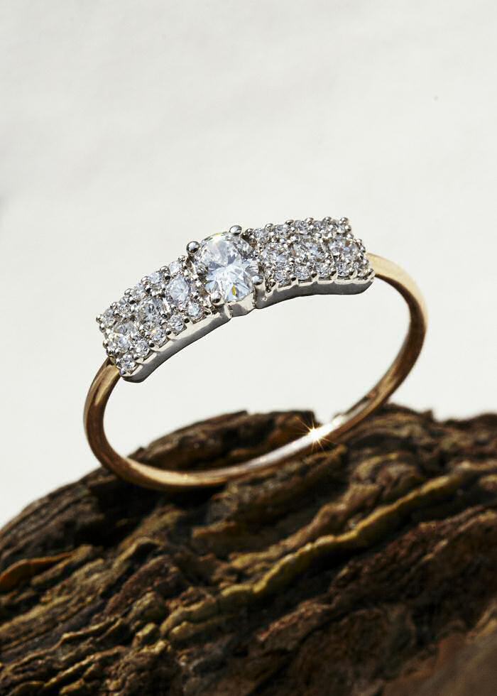 Sansoeurs Second Wife ring 18k gold diamonds